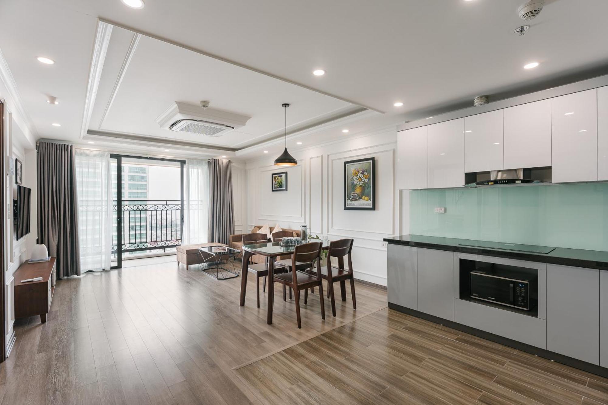 D'Leroi Soleil- Tay Ho- Near Westlake In Ha Noi Ханой Экстерьер фото