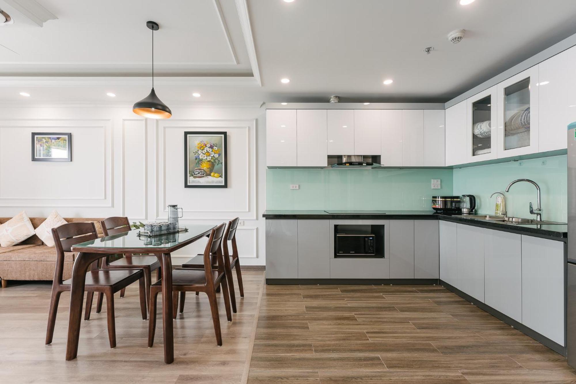 D'Leroi Soleil- Tay Ho- Near Westlake In Ha Noi Ханой Экстерьер фото